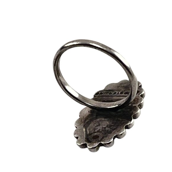 Vintage Sterling Silver Navajo Turquoise Ring With Scalloped Bezel Design Size 3 - Picture 6 of 10